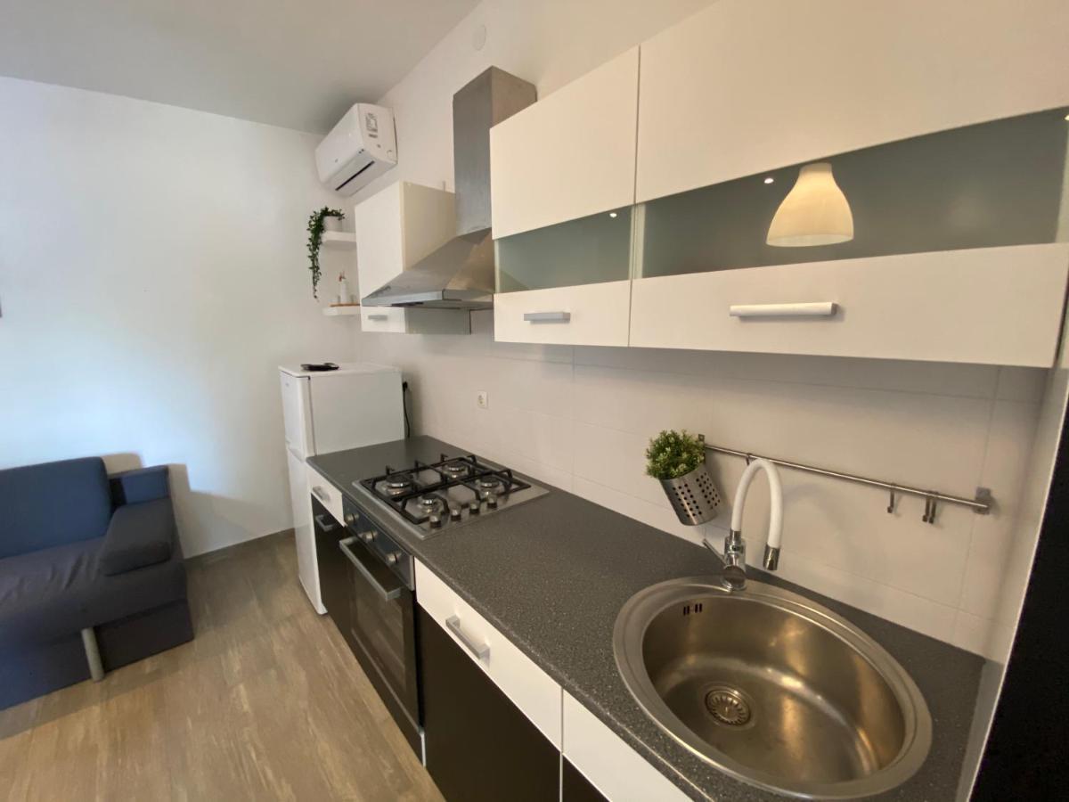 Apartments Tajana Novigrad  Екстер'єр фото