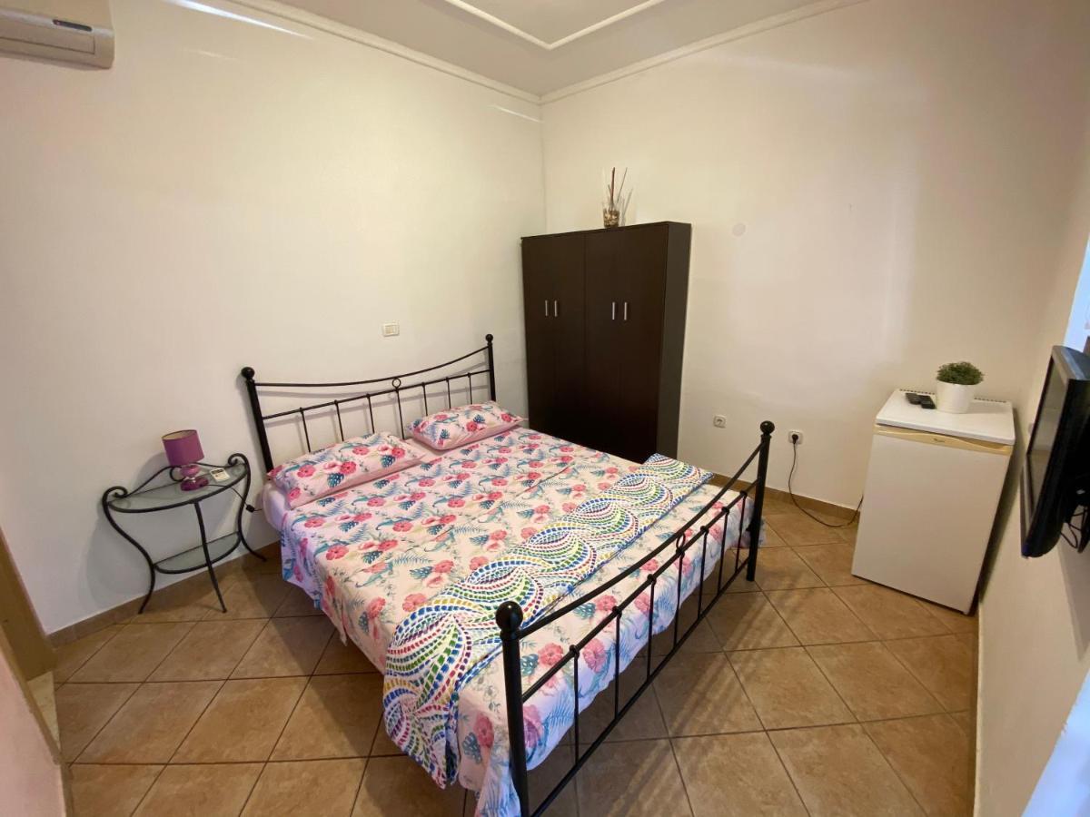 Apartments Tajana Novigrad  Екстер'єр фото