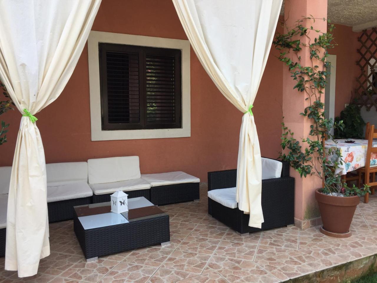 Apartments Tajana Novigrad  Екстер'єр фото